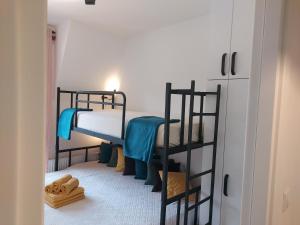Katil atau katil-katil dalam bilik di Apartman Perunika D9 - Divčigora