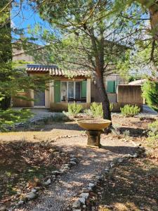 Φωτογραφία από το άλμπουμ του Gite Le Roma σε Oppede