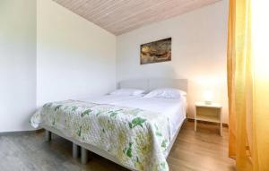 Posteľ alebo postele v izbe v ubytovaní Six-Bedroom Holiday Home In Sv, Filip I Jakov