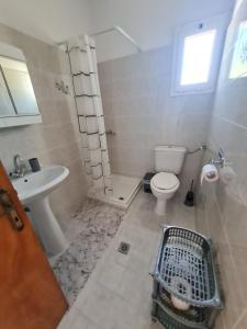 Koupelna v ubytování VILLA VRACHOS Preveza