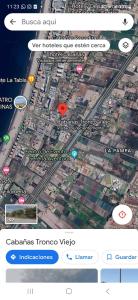 een gsm-scherm met een kaart van een stad bij Cabañas Tronco viejo in La Serena