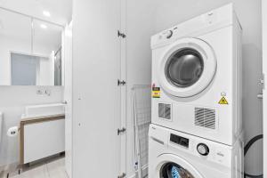 Foto dalla galleria di Modern 1BR Apt with Gym Pool & Wifi a Brisbane