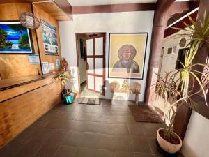 Μια τηλεόραση ή/και κέντρο ψυχαγωγίας στο Seaside Hostel Malapascua