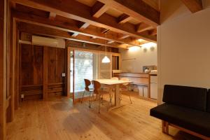 Φωτογραφία από το άλμπουμ του 一棟貸し古民家の宿まるがやつ σε Ōtaki +38 φωτογραφίες