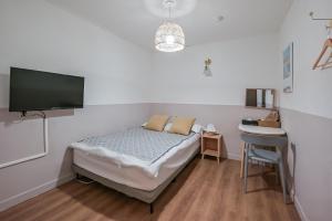 TV a/nebo společenská místnost v ubytování SSH Myeongdong Dongdo Hostel