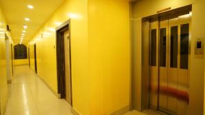Fotografie z fotogalerie ubytování Hotel Shantinivas !! 100 Mts From TARAPITH TEMPLE !! v destinaci Tarapith