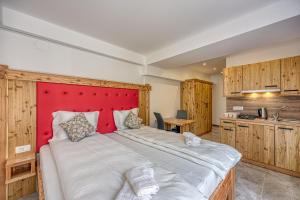 Postel nebo postele na pokoji v ubytování Apartments Viktor
