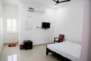 Μια τηλεόραση ή/και κέντρο ψυχαγωγίας στο Dr. SKP PALACE