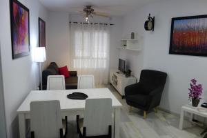 Posezení v ubytování Apartamento Playa Velilla Park II