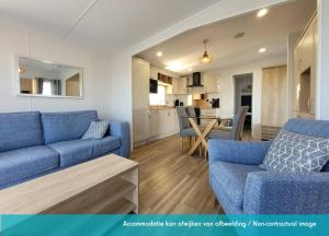 Una cocina o cocineta en Siblu camping Lauwersoog