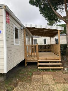 Gallery image of Mobil-home 4 places climatisé dans camping 4* in La Tremblade