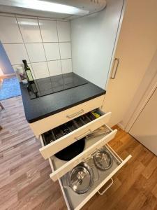 Cucina o angolo cottura di Lägenhet i centrala Lidköping - MyHostel