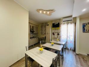 Η κουζίνα ή μικρή κουζίνα στο La Dama dell'Etna