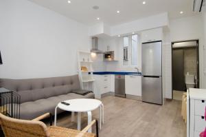 Η κουζίνα ή μικρή κουζίνα στο We Madrid Casa Duque