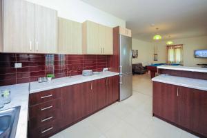 A kitchen or kitchenette at Villa Orsalia