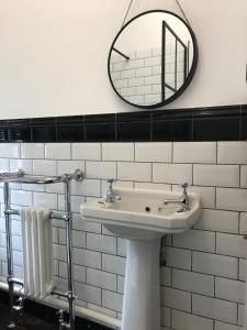 Et badeværelse på Martha's Cottage + 20 billeder