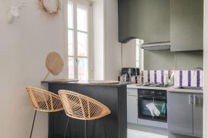 Kuchyň nebo kuchyňský kout v ubytování Charmant et Caractère proche Tête d'Or