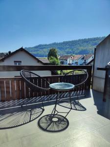 Balkoni atau teres di Stylish apartment with superb views