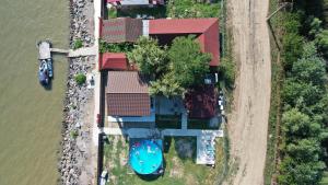 Gallery image of New House La Nea Paul in Maliuc +38 photos