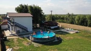 Gallery image of New House La Nea Paul in Maliuc