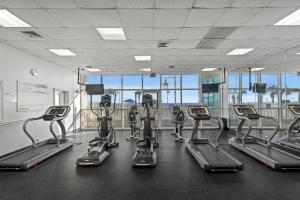 Fitness centrum a/nebo fitness zařízení v ubytování Majestic Sun Beach Resort by Panhandle Getaways
