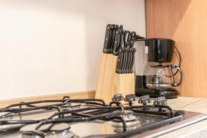 Inviting 1BR Apt-Near U6 Station Am Schöpfwerk的厨房或小厨房
