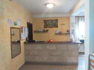 Gallery image of Pensiunea Madalina - LIMARA in Prăjila +6 photos