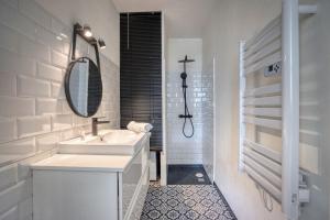 Ванна кімната в Le Bonnot - Centre Ville