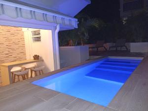 Bazén v ubytování Joli studio le Caribbean Tropical nebo v jeho okolí + 11 fotografií