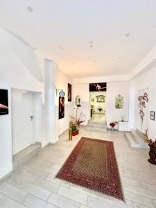 TV a/nebo společenská místnost v ubytování Gloves Rooms + 22 fotografií