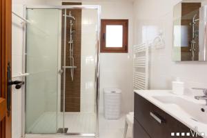 A bathroom at VH CostaBlanca - AMOR DEL SUR