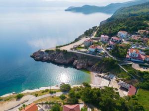 Imagen de la galería de Holiday home in Vrbnik - Insel Krk 45797, en Vrbnik