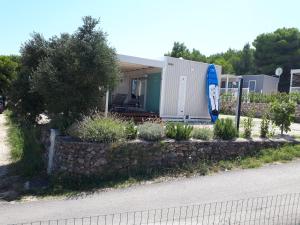 Fotografie z fotogalerie ubytování Two Roses Mobile Home v destinaci Jezera + 37 fotografií