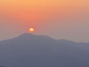 Pogled na planinu ili pogled na planinu iz hotela