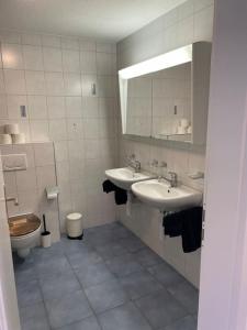 Et badeværelse på 2,5 Zimmer Wohnung möbliert