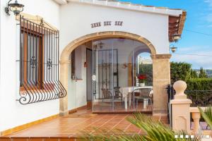 A balcony or terrace at VH CostaBlanca - AMOR DEL SUR