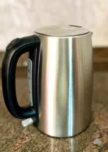 a silver and black coffee pot sitting on a counter at Casa Vacacional Bevi - Tenerife Norte in Los Realejos