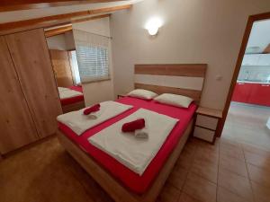 Fotografia z galérie ubytovania Apartment Ljubac 3 v destinácii Ljubač + 5 fotografií