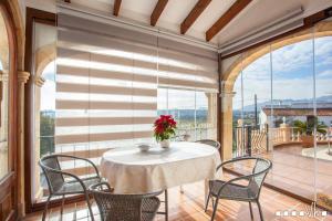 A balcony or terrace at VH CostaBlanca - AMOR DEL SUR