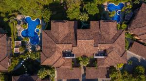 Bazén v ubytování Los Suenos Veranda 3G by Stay in CR nebo v jeho okolí