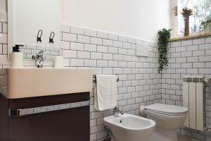 A bathroom at St. Peter Sweets