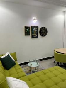 Gallery image of Superbe appartement meublé en résidence LBV in Libreville