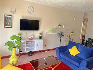 TV/trung tâm giải trí tại Homely apt 3 (three)