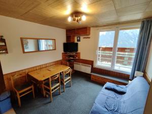 Χώρος καθιστικού στο Appart 2 Pièces Cabine, 200m Pistes, 6 pers, Balcon - FR-1-557A-53