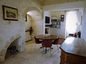 TV a/nebo společenská místnost v ubytování Masseria Demma