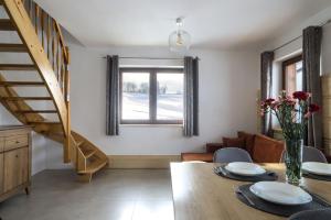 Posezení v ubytování WierchoHouse - domek z jacuzzi