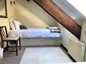 Postel nebo postele na pokoji v ubytování 2 Bed in Conwy TYCAN + 6 fotografií