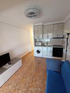 A kitchen or kitchenette at Apartamento MIRAMAR