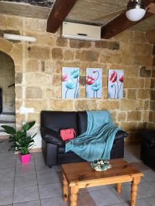 Φωτογραφία από το άλμπουμ του Islandlife Farmhouse with view Ta'Pitra σε Xagħra