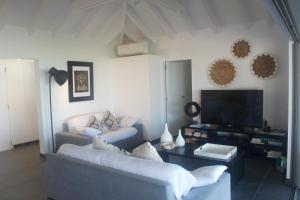 Μια τηλεόραση ή/και κέντρο ψυχαγωγίας στο Villa Manonjul